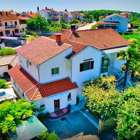 Palmira Porec